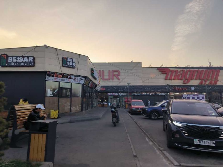 Место под фаст-фуд (15 кв.м - 1,2 мл тенге)