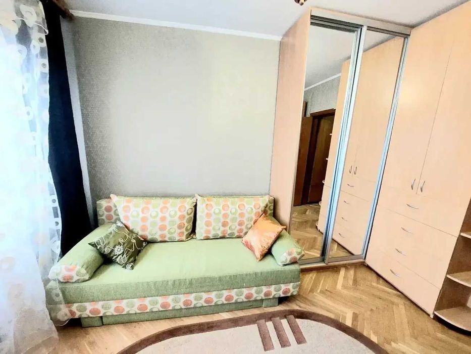 Дава се под наем Двустаен апартамент в София, Център - 63 кв.м за 408 € - Снимка #2