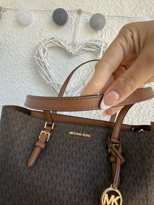 Michael Kors дамска чанта