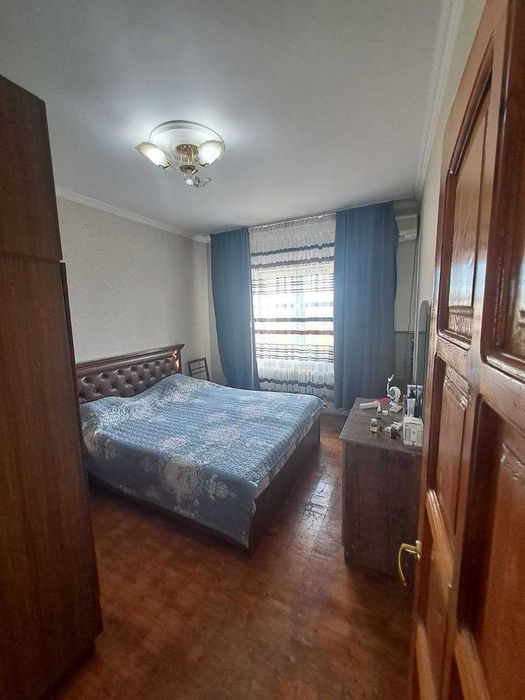 Продается квартира.Юнусабад 14 3\5\5 САЙРАМ