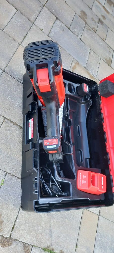 Pistol cuie beton  pe gaz FISCHER