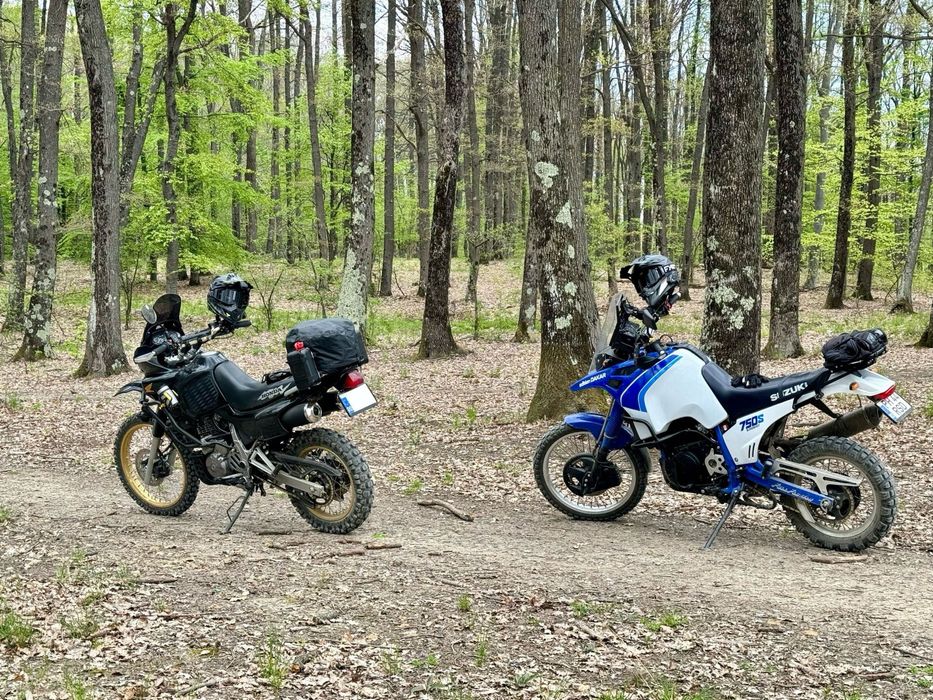 Suzuki DR 750 S BIG enduro