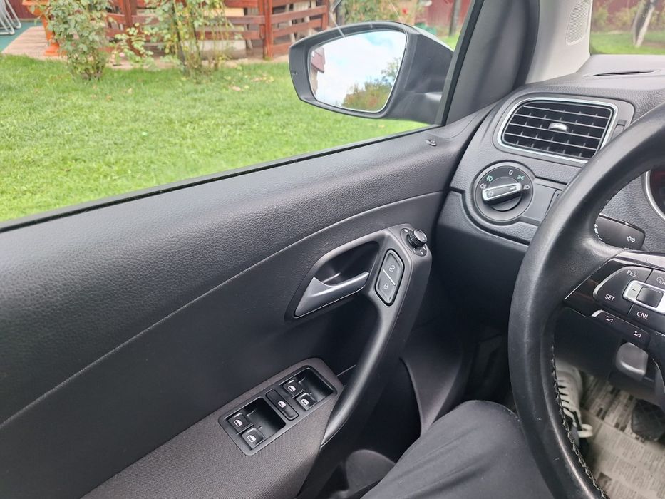 Volkswagen Polo 2015