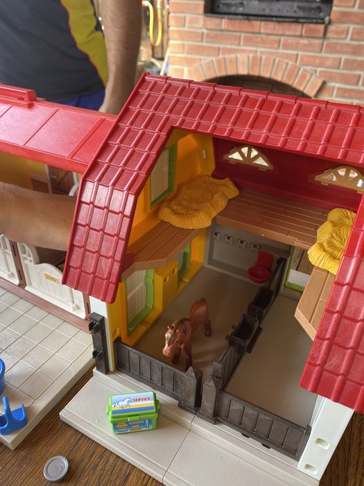 Playmobil ferma cu cai