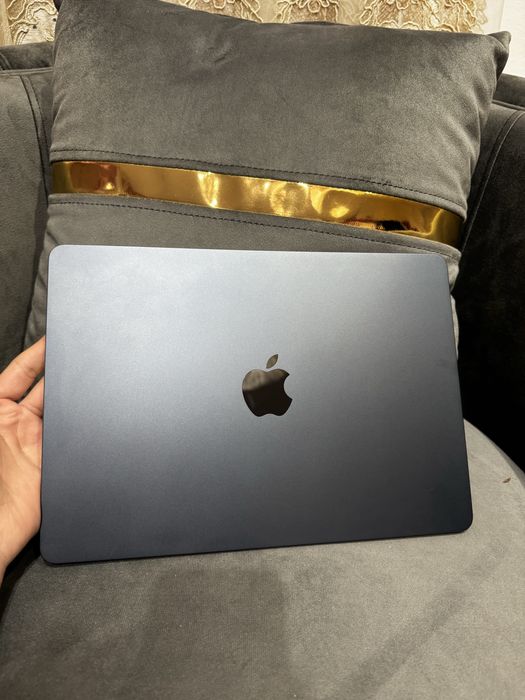 Macbook Air 13 M2  16  Ram / 256 gb