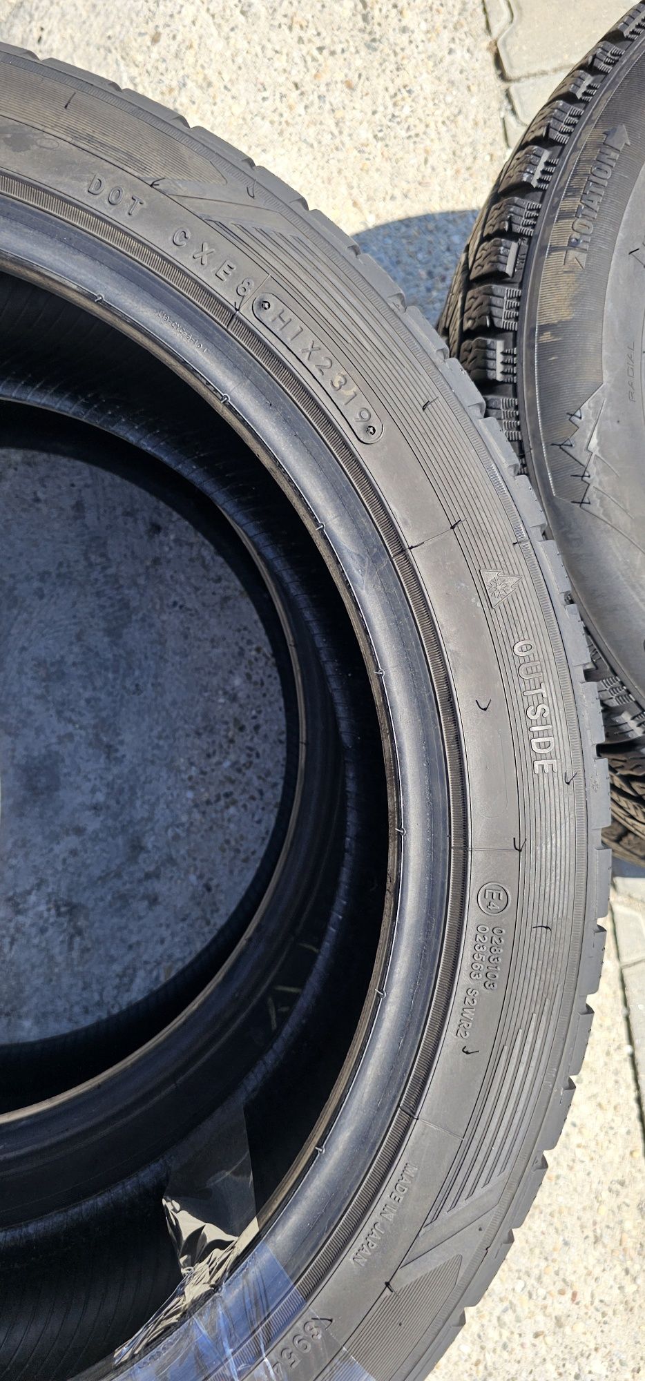 225 45 R 19 Toyo iarna