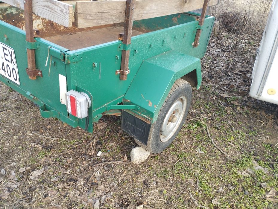 Продавам ремарке