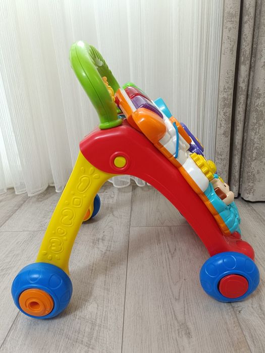Проходилка VTech първи стъпки червена
Музикална-на английски 
Цена 60л