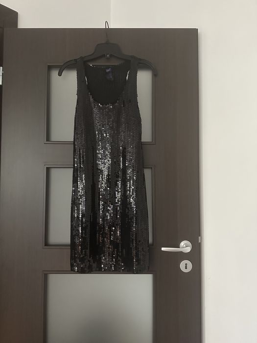 Rochie neagra cu paiete S-M