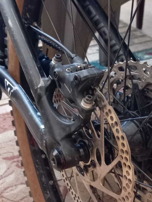 Set frâne Shimano MT400 – 2 pistoane – stare foarte bune