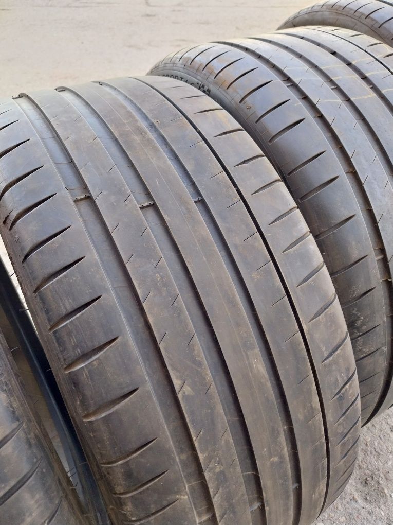 Anvelope second vara 295 35 R20 /255 40 R20 Michelin 6mm 2020/2022