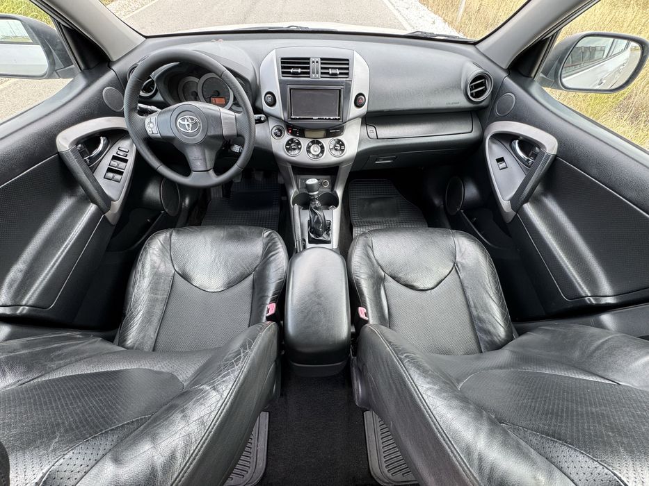 Toyota RAV 4 2.2 D-4D 136к.с FULL / KOJA / KEYLESS