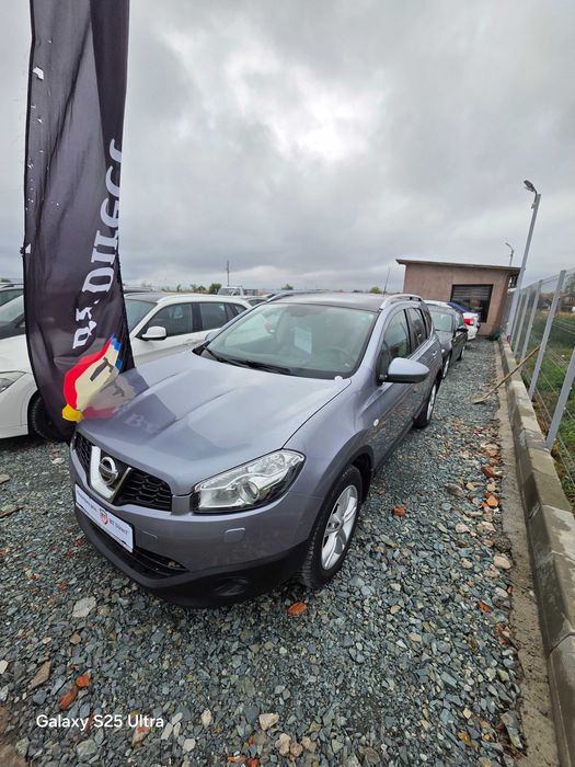 Nissan Qashqai +2