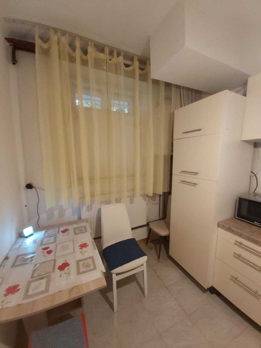 Ofer inchiriere apartament 1 camera parter, Timisoara, Medicina,300€