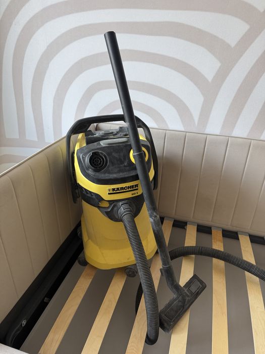 Продам пылесос строительный