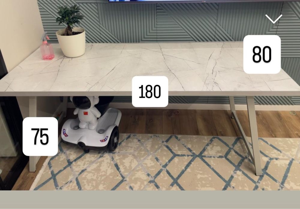 Продам стол в отличном состоянии