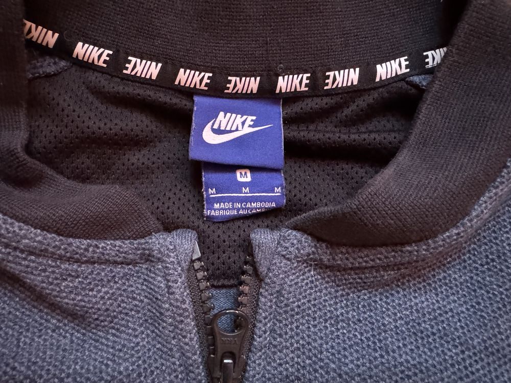 Горнище и тениска Nike