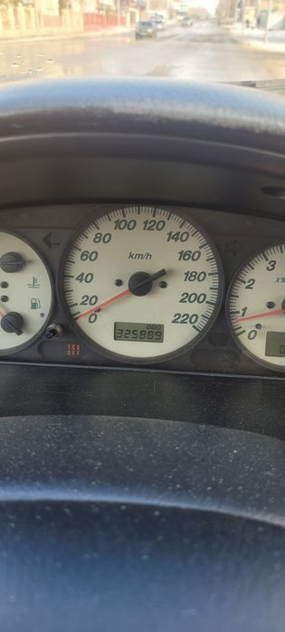 Мазда 323 продам или обмен