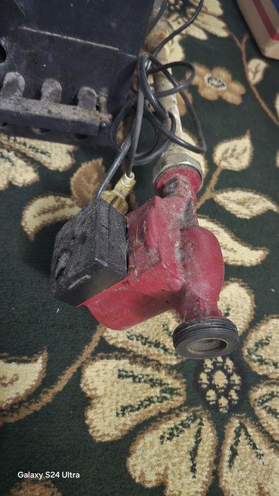 Катёл сотилади..