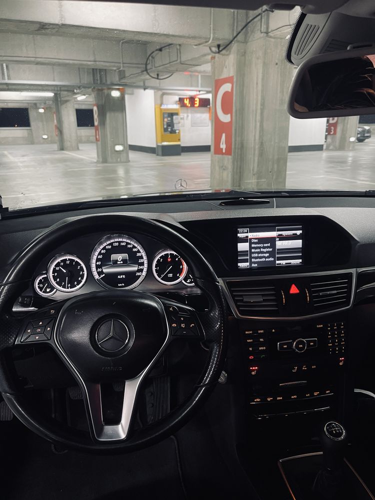 Mercedes Eclass250 BlueEFFICIENCY /Avantgarde/Full/XenonILS/2013