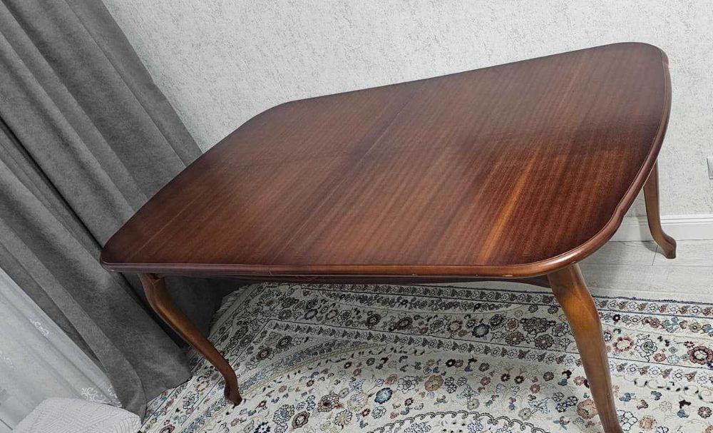 Продам стол дуб б/у