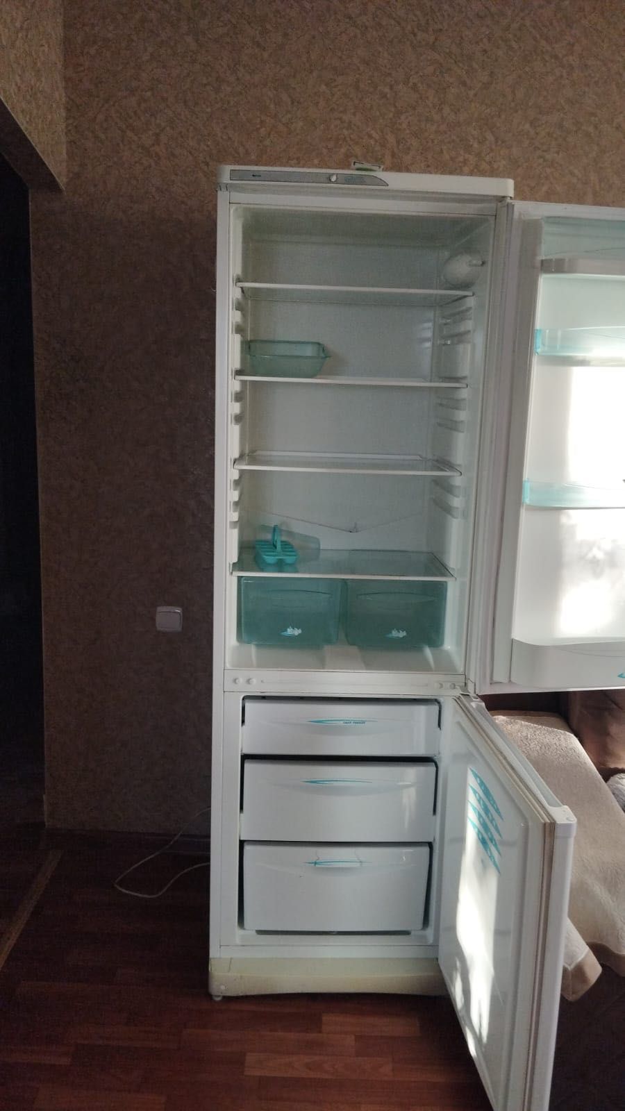 Холодильник в отличном состоянии