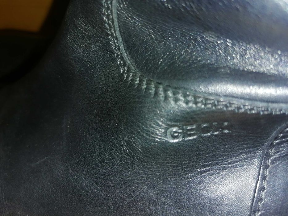 Ботуши  Geox 41 номер-черни