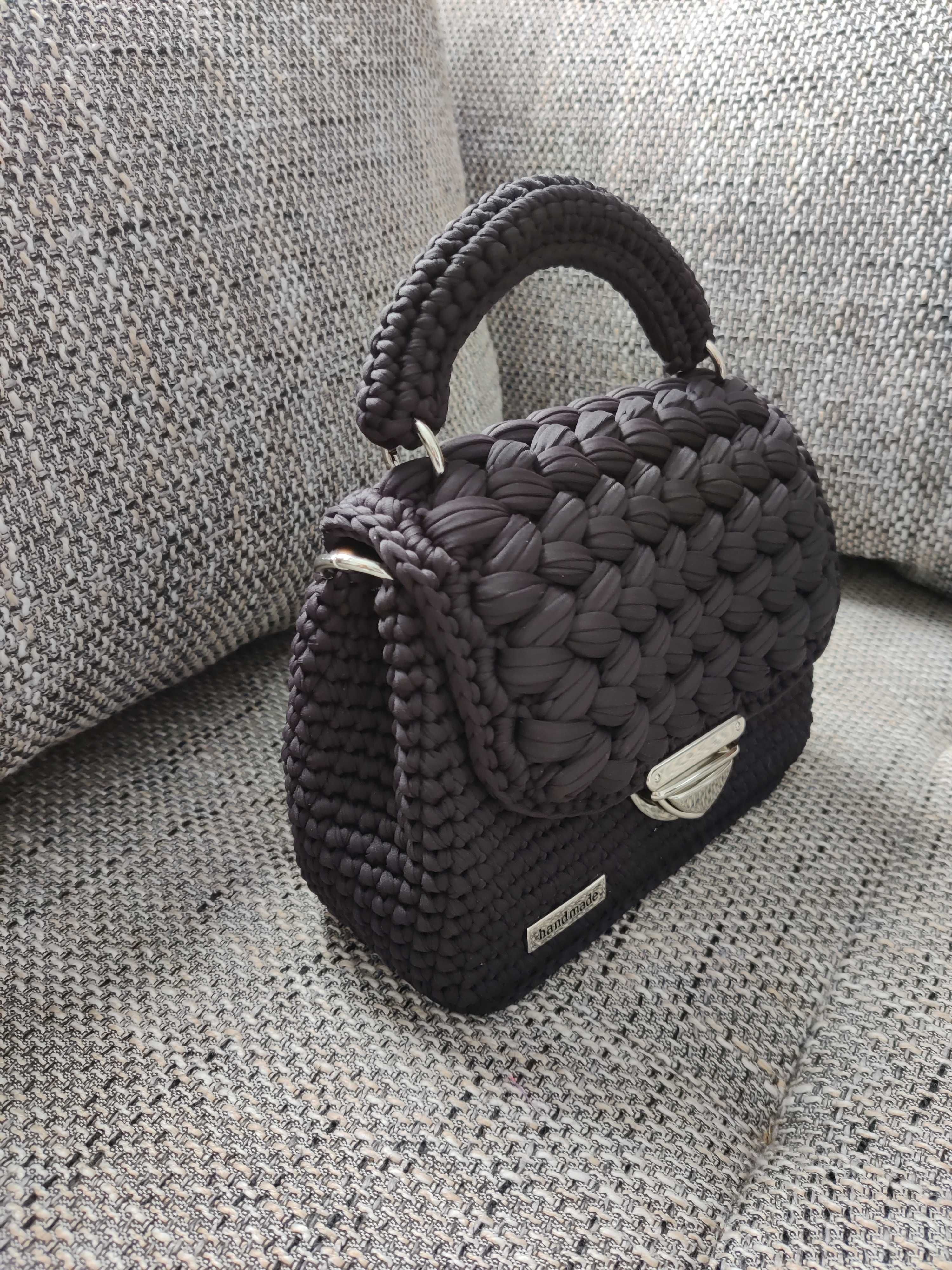 Geantă handmade creată din bandă lycra