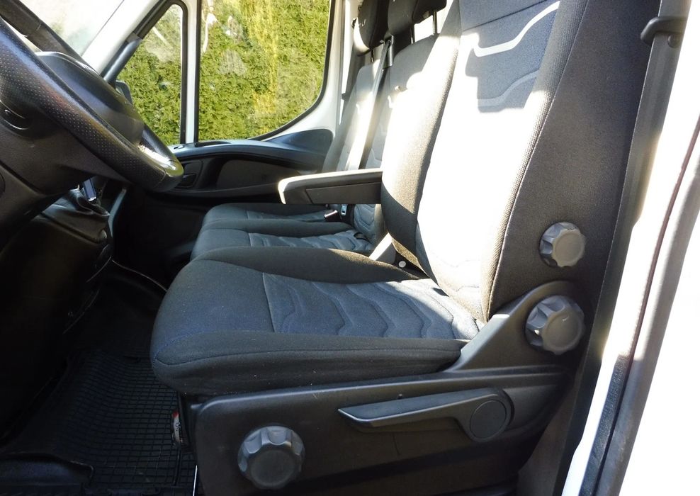 Iveco 35c18 frigorific, himatic 8 paleti, - 20+20