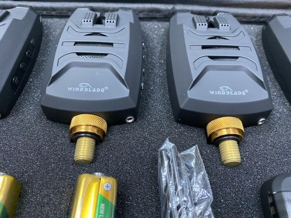 SET Avertizori cu Statie WIND BLADE 4+1 cu SNAG BARR + 4 Swingere MKM3