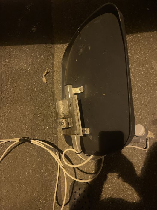 Vand antena si suport pentru rulota