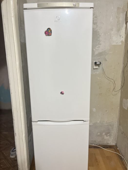 Холодильник ИНДИЗИТ. Б/У