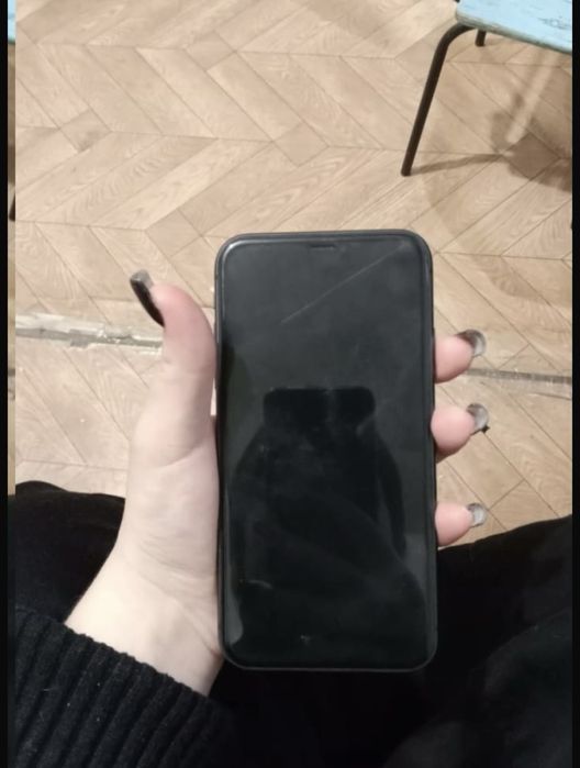 Продам айфон 11 в хорошем состояние