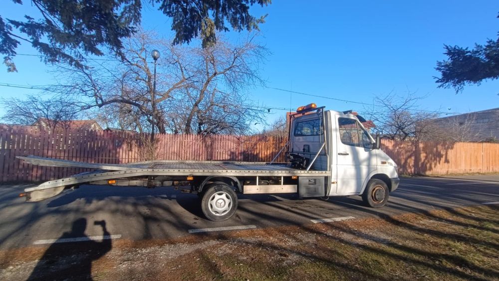 Autoplatforma Mercedes sprinter 416