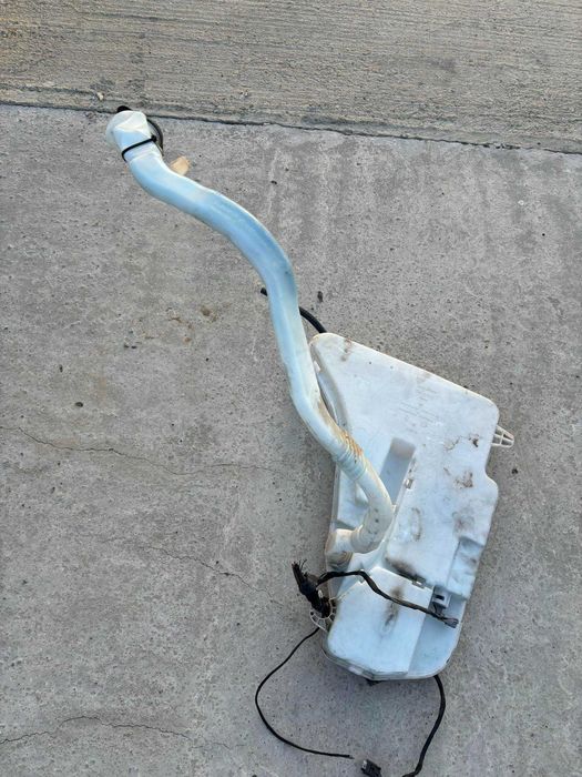 Vas lichid spalator parbriz BMW Seria 5 G30/G31 2017-2020