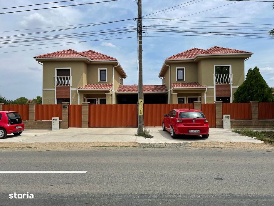 Casa cu garaj, lângă Carrefour, la asfalt - 5 camere, 3 băi - 220.000E