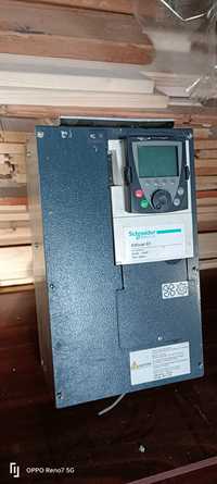 Vând inverter Schneider de 15 kw și de 22 kw