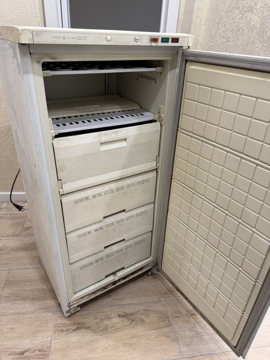 Минск Атлант морозильник