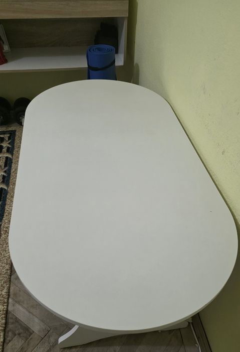 Masa sufragerie sau orice incapere...122 lungime si 60 latime