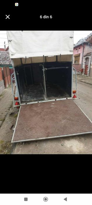 Vând remorca pentru doi caii