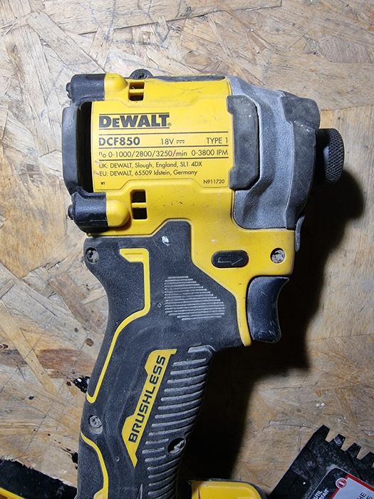 Filetantă / Cheie de impact DEWALT DCF850 Brushless 18V