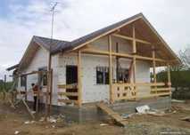 Case pe structura metalica