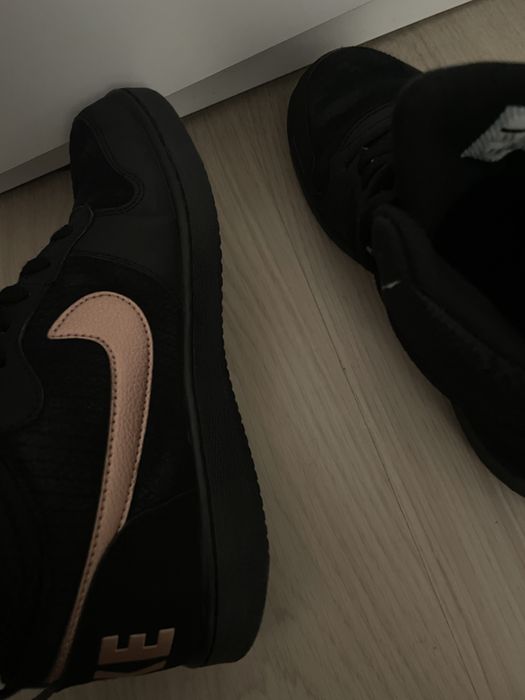 Nike маратонки