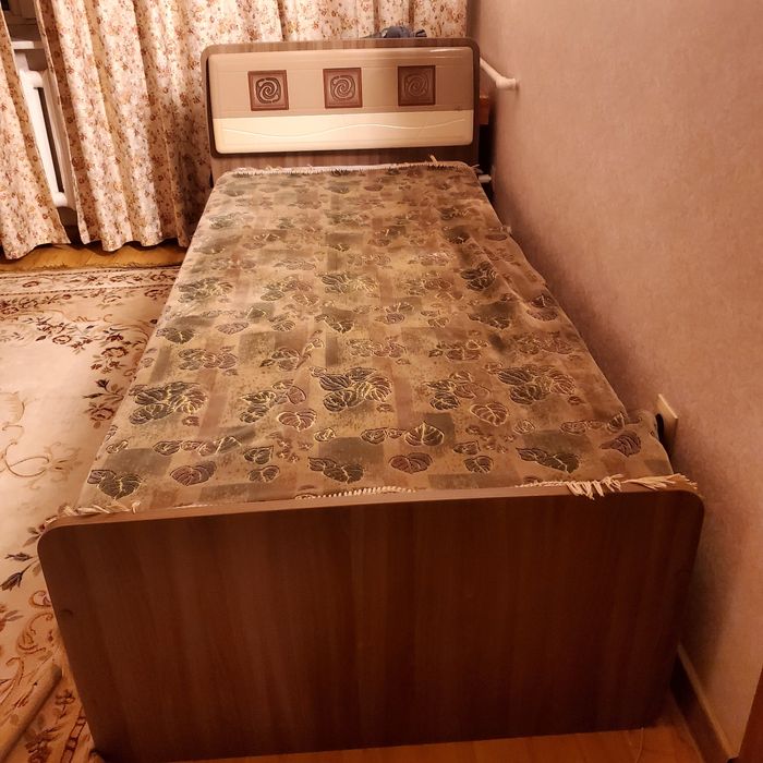 Односпальная кровать DaVita