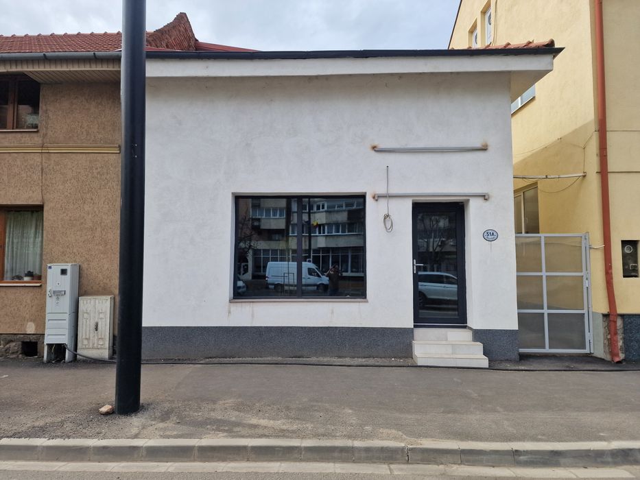 Inchiriez spatiu comercial 34mp Blv Decebal