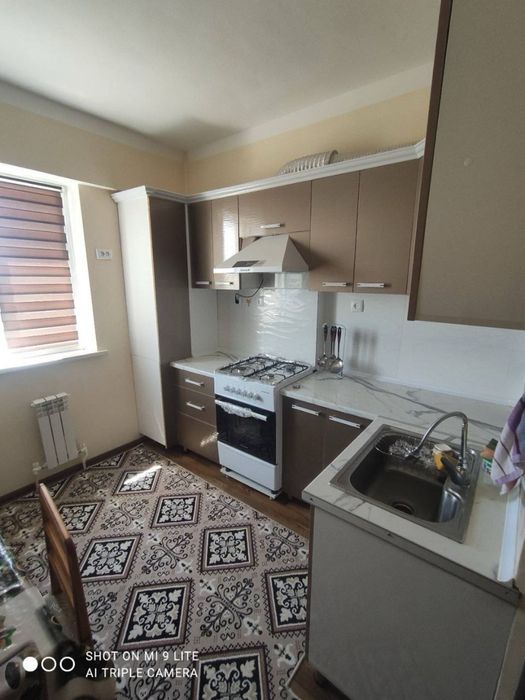 3 xonalik 5 etaj.  85 m2.   7 mkr   Id. Shnz