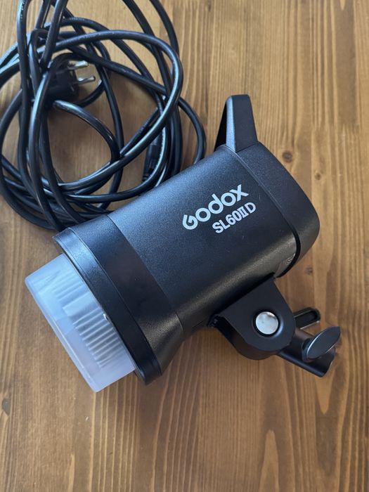 Проф осветление Godox SL60IID