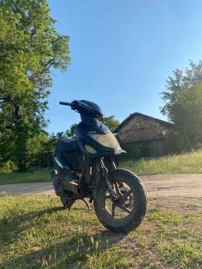 Скутер 50цц на части LuXXon Uno