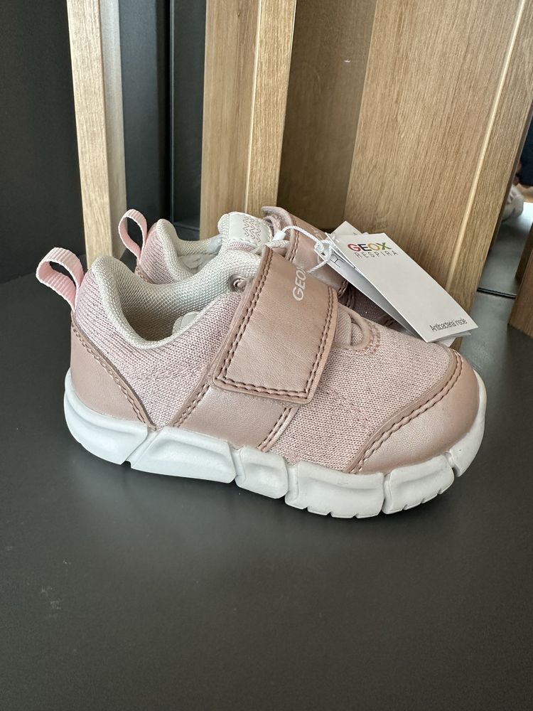 Adidasi roz Geox Respira marimea 21