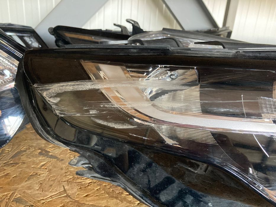 Десен фар за Land Rover Discovery Sport. 14-16.